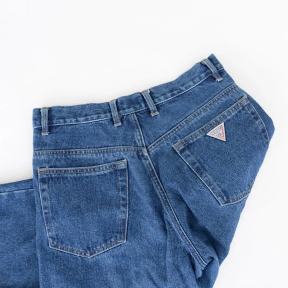 Vintage Guess Medium  Wash Straight Leg Denim Jeans - Picture 5 of 12